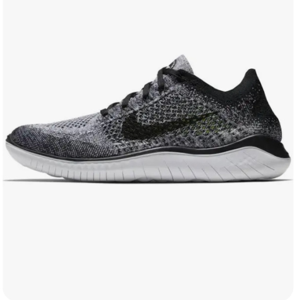 Nike Free fly knit running shoe size 9.5